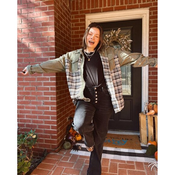 Womens Wide Leg Jeans High Waisted Straight Leg Stretchy Button Fly Raw Hem - Picture 3 of 6